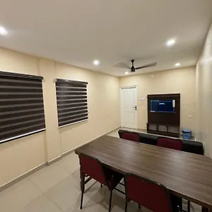 Hotel Heres Residency, Kochi