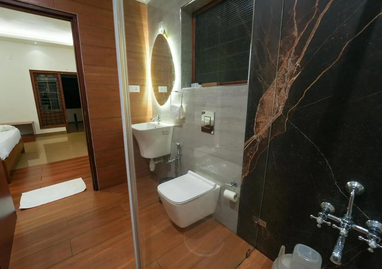 The Kochi Backwater Resort 0*,  India
