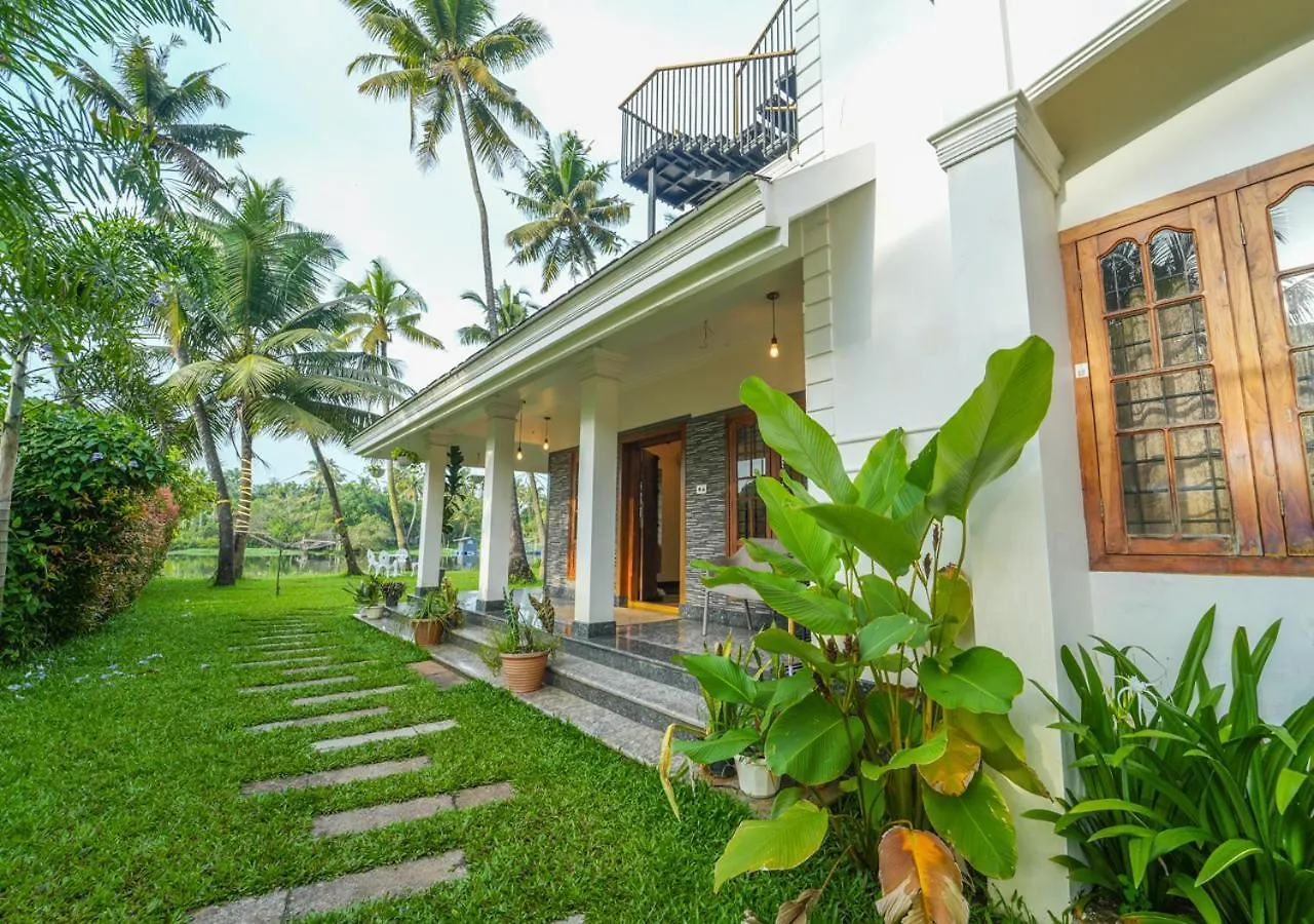 The Kochi Backwater Resort 0*,  India