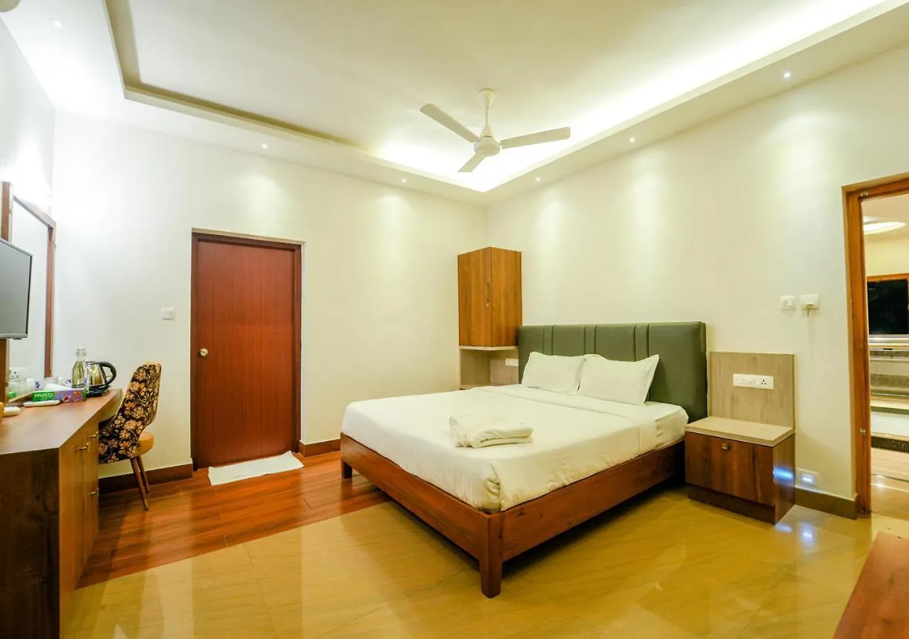The Kochi Backwater Resort 0*,  India