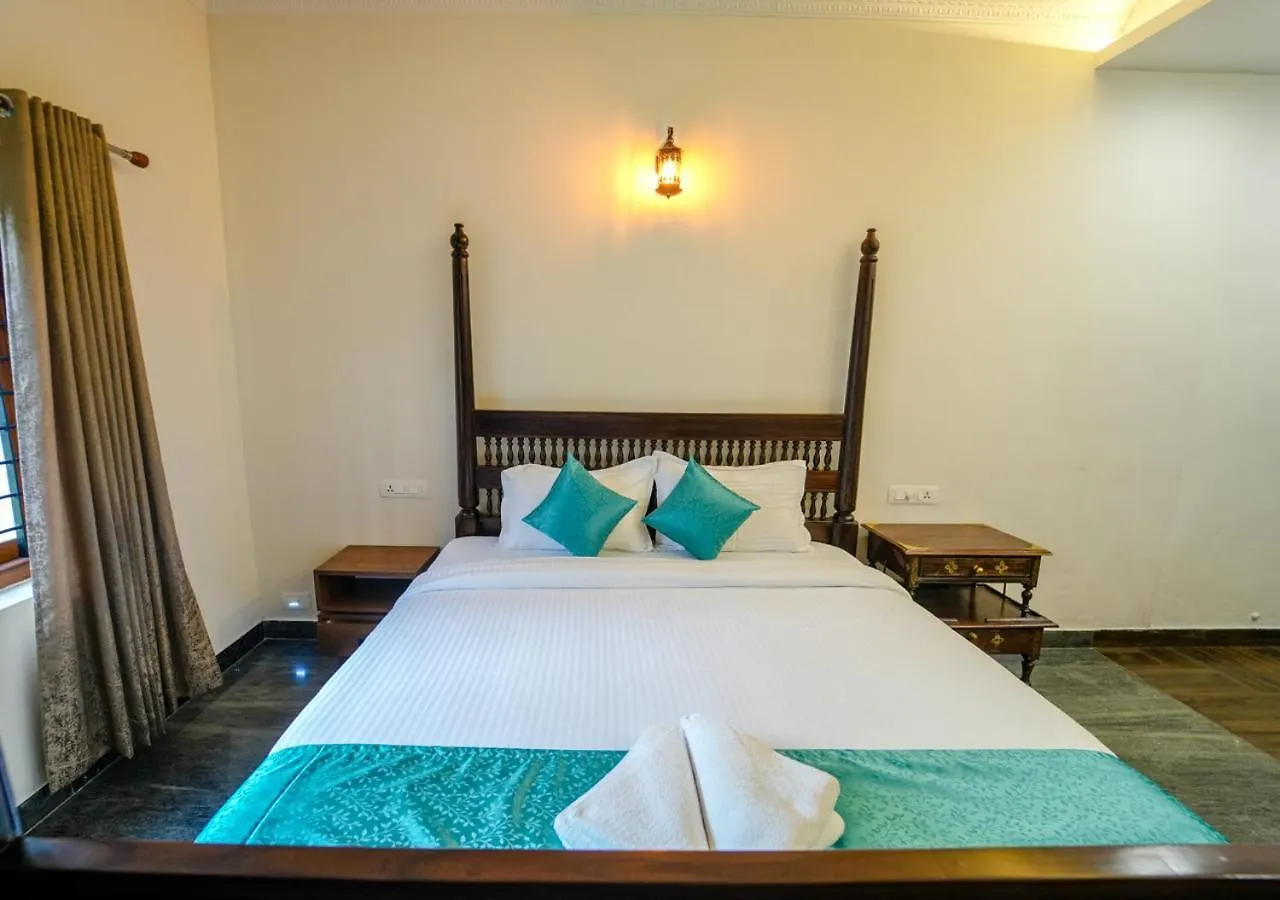 The Kochi Backwater Resort 0*,  India